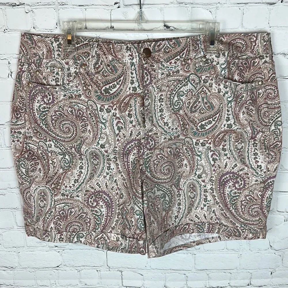 Bandolino Amy Short Paisley Size 16